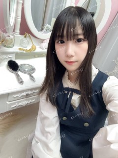 👑-柚末/ゆま